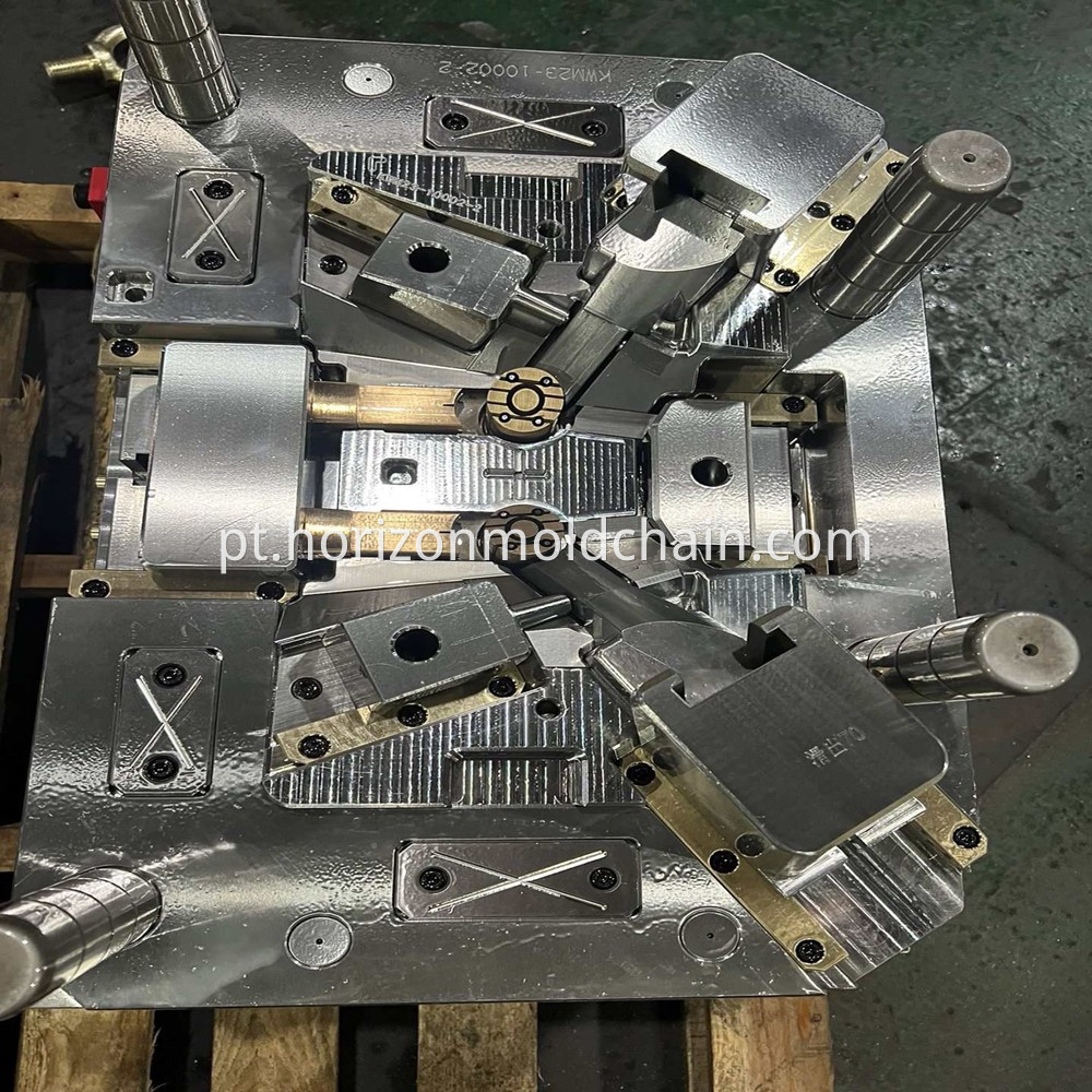 Top-level injection mold pictures6